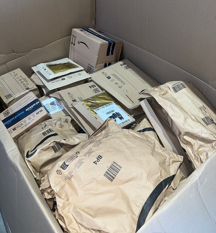 Sealed Amazon boxes/envelopes - bulk purchase - from 50 pcs.